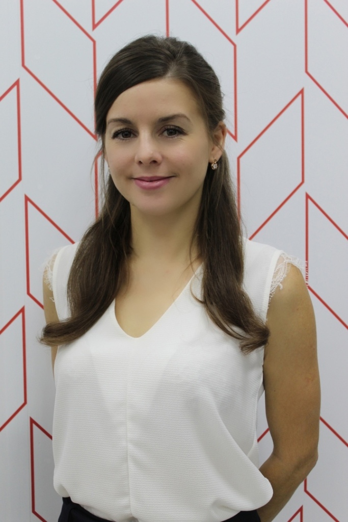 Лошкарева Оксана Александровна.